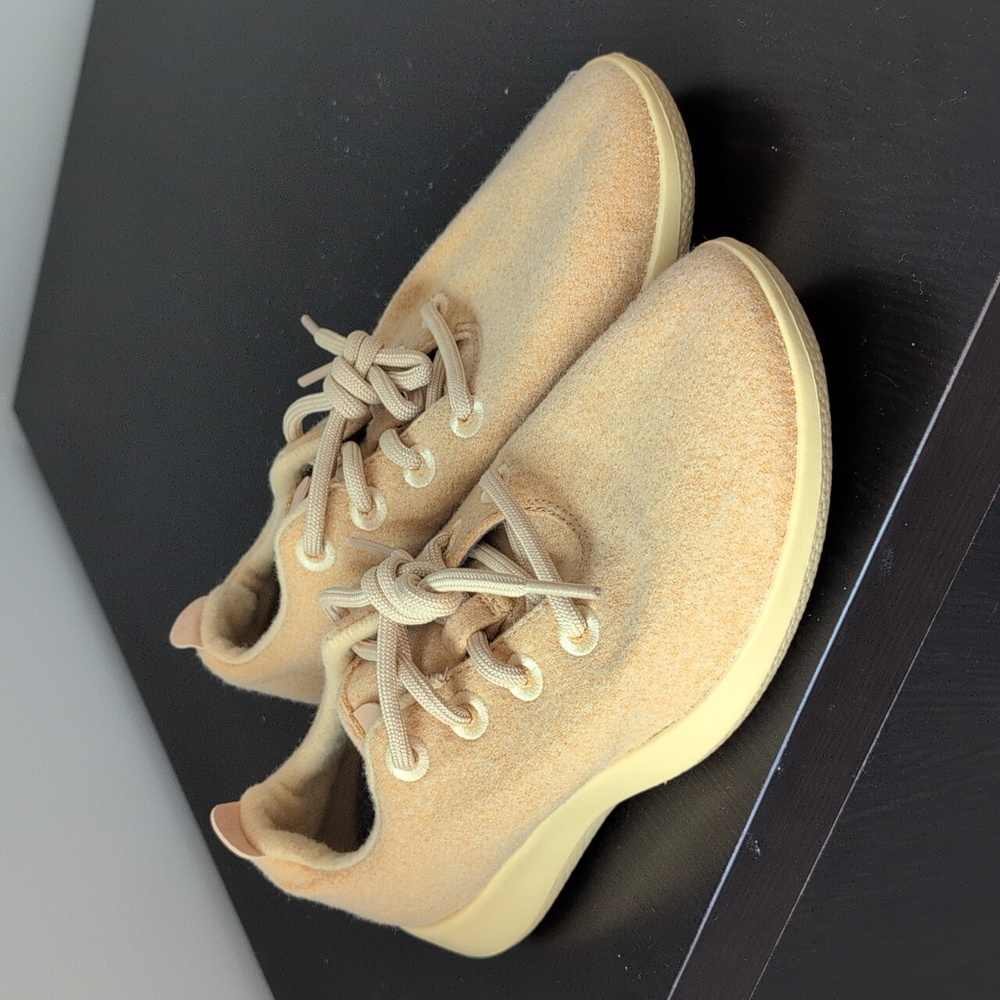 Allbirds Yellow 💛 Wool Athletic Shoes NWOT